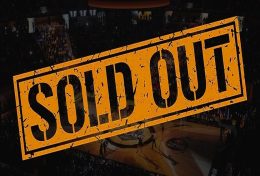 Sold out là gì? Sức mạnh Sold out “chạm gì hết nấy” của người nổi tiếng